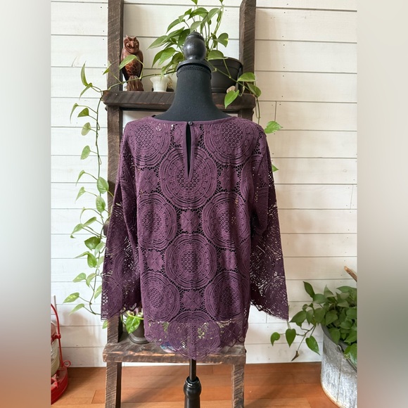 LOFT Deep Purple Lace Scallop Bottom Blouse - Picture 4 of 17